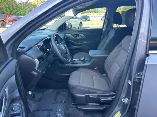 Chevrolet Traverse 2019 LS 4p SUV con 1LS