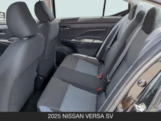 Nissan Versa 2025 SV 4p Sedán