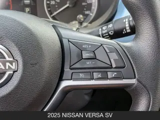 Nissan Versa 2025 SV 4p Sedán