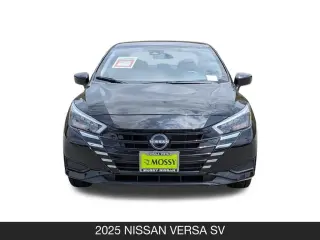 Nissan Versa 2025 SV 4p Sedán