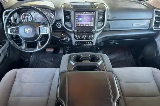 Ram 1500 2020 4x4 Big Horn 4p. Crew Cab 5.6 ft. SB Pickup