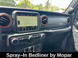 Jeep Gladiator 2022 4x4 Mojave 4p Cabaína de Tripulante 5.0 ft. SB