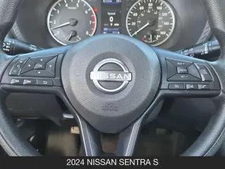 Nissan Sentra 2024 S 4p Sedan