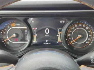 Jeep Wrangler 2024 4x4 Sahara SUV 4p