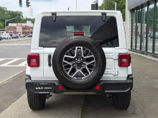 Jeep Wrangler 2024 4x4 Sahara SUV 4p