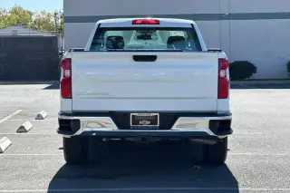 Chevrolet Silverado 1500 2025 4x2 Work Truck 2p Cabina Estándar 8 pies LB