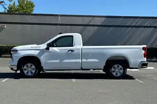Chevrolet Silverado 1500 2025 4x2 Work Truck 2p Cabina Estándar 8 pies LB