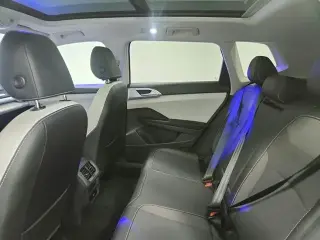 Volkswagen Taos 2025 SE 4dr SUV