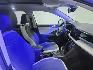 Volkswagen Taos 2025 SE 4dr SUV