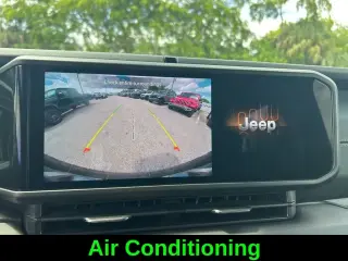 Jeep Wrangler 2025 4x4 Sahara 4p SUV