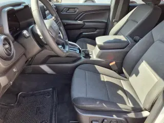 Chevrolet Colorado 2024 4x4 Trail Boss 4p. Cabina de Tripulante 5 ft. Carrocería Corta