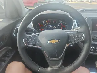 Chevrolet Equinox 2023 LT 4p SUV con 2 plazas