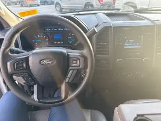 Ford F-250 Super Duty 2019 4x4 XL 4p SuperCab 6.8 ft. SB Camioneta