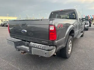 Ford F-250 Super Duty 2016 4x4 XLT 4p SuperCab 6.8 ft. SB Camioneta