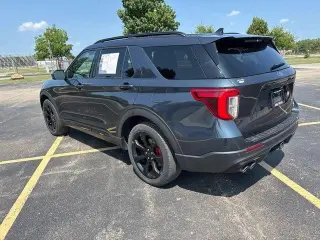 Ford Explorer 2023 AWD ST 4p SUV