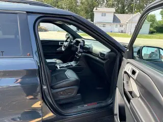 Ford Explorer 2023 AWD ST 4p SUV