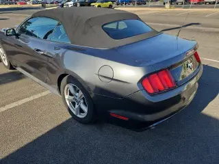 Ford Mustang 2016 V6 2dr Convertible