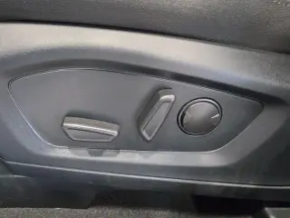 Ford Explorer 2023 AWD XLT 4p SUV