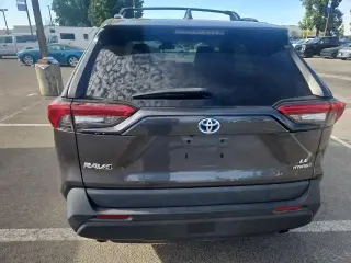 Toyota RAV4 Hybrid 2021 AWD LE 4p SUV