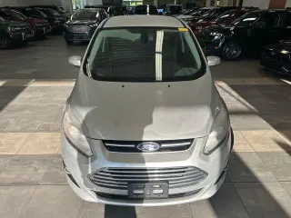 Ford C-MAX Hybrid 2018 Titanium 4p Familiar