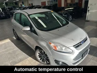 Ford C-MAX Hybrid 2018 Titanium 4p Familiar