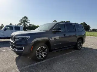 Jeep Wagoneer 2024 4x2 Serie II 4p SUV