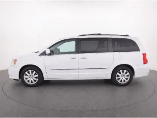 Chrysler Town and Country 2016 Touring 4p Minivan
