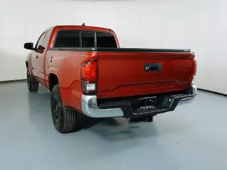 Toyota Tacoma 2018 4x2 SR5 Camioneta de acceso 4p 6.1 pies LB