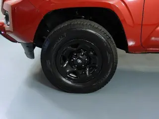 Toyota Tacoma 2018 4x2 SR5 Camioneta de acceso 4p 6.1 pies LB