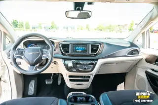 Chrysler Pacifica 2018 Touring Plus 4dr Mini-Van