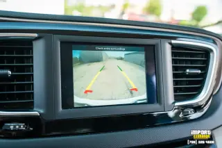 Chrysler Pacifica 2018 Touring Plus 4dr Mini-Van