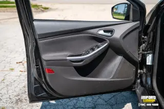 Ford Focus 2014 Titanium 4p Hatchback
