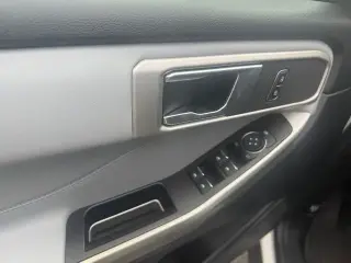 Ford Explorer 2023 XLT 4p SUV