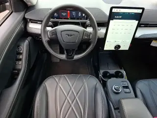 Ford Mustang Mach-E 2023 AWD Select 4p SUV