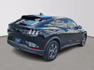 Ford Mustang Mach-E 2023 AWD Select 4p SUV