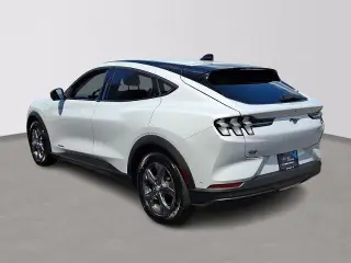 Ford Mustang Mach-E 2023 Select SUV 4p.