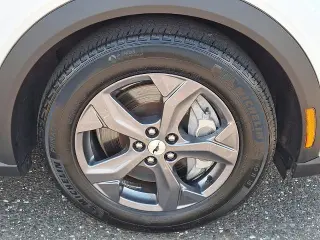 Ford Mustang Mach-E 2023 Select SUV 4p.