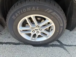 Ford Explorer 2025 AWD Active 4p SUV