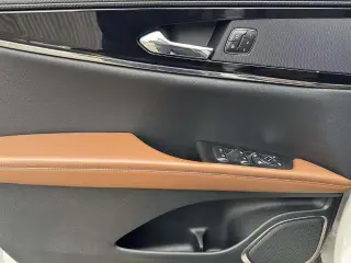 Lincoln Nautilus 2023 AWD Reserve 4p SUV