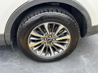 Lincoln Nautilus 2023 AWD Reserve 4p SUV