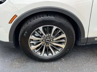 Lincoln Nautilus 2023 AWD Reserve 4p SUV