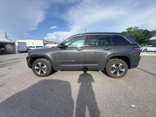 Jeep Grand Cherokee 2024 4x4 4xe SUV de 4 puertas