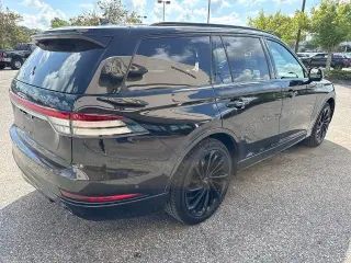 Lincoln Aviator 2023 AWD Reserve 4p SUV