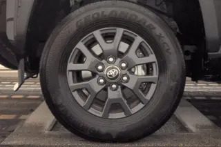 Toyota 4Runner 2025 4x4 SR5 SUV de 4 puertas