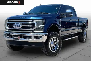 Ford F-250 Super Duty 2019 4x4 XLT 4 puertas, cabina doble (Crew Cab), batea de 6.8 pies (SB)