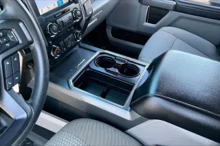 Ford F-250 Super Duty 2019 4x4 XLT 4 puertas, cabina doble (Crew Cab), batea de 6.8 pies (SB)