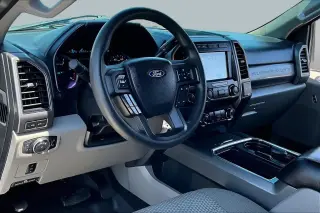 Ford F-250 Super Duty 2019 4x4 XLT 4 puertas, cabina doble (Crew Cab), batea de 6.8 pies (SB)