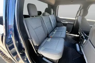 Ford F-250 Super Duty 2019 4x4 XLT 4 puertas, cabina doble (Crew Cab), batea de 6.8 pies (SB)