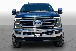 Ford F-250 Super Duty 2019 4x4 XLT 4 puertas, cabina doble (Crew Cab), batea de 6.8 pies (SB)