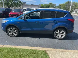 Ford Escape 2019 AWD Titanium 4 puertas SUV